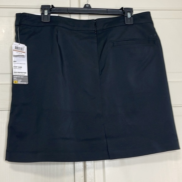 GRANDSLAM Women's Performance Black Golf Skort Size 12 - Picture 4 of 7